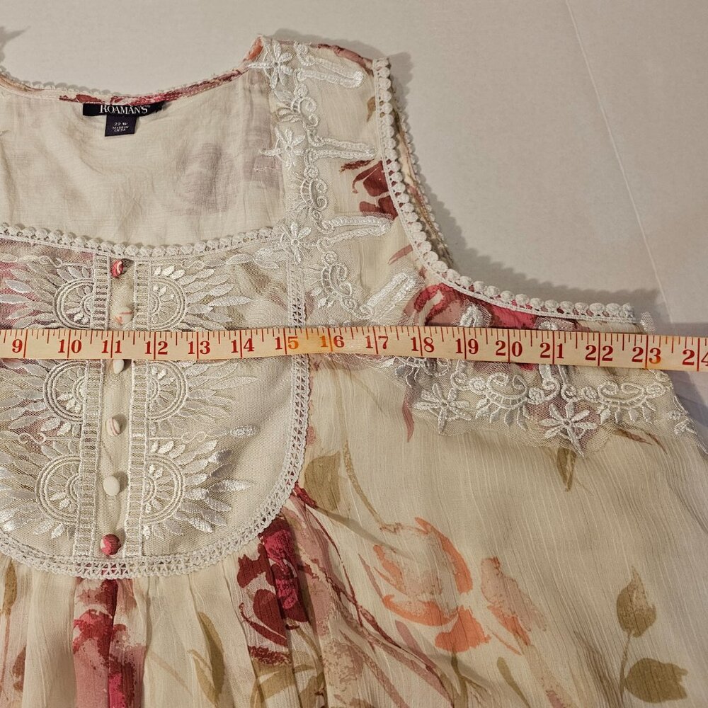 Roaman's Floral Cream and Pink Sleeveless Blouse - Picture 5 of 9